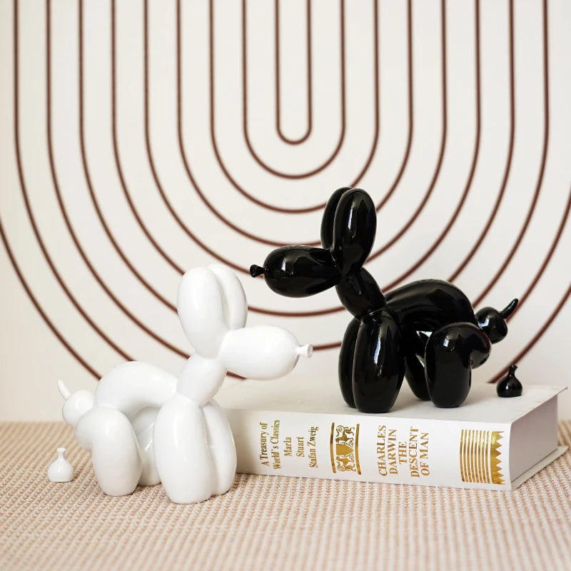 Cute Squatting Balloon Dog