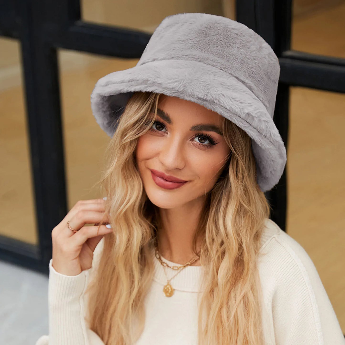 Faux Fur Wide Brim Plush Bucket Hat